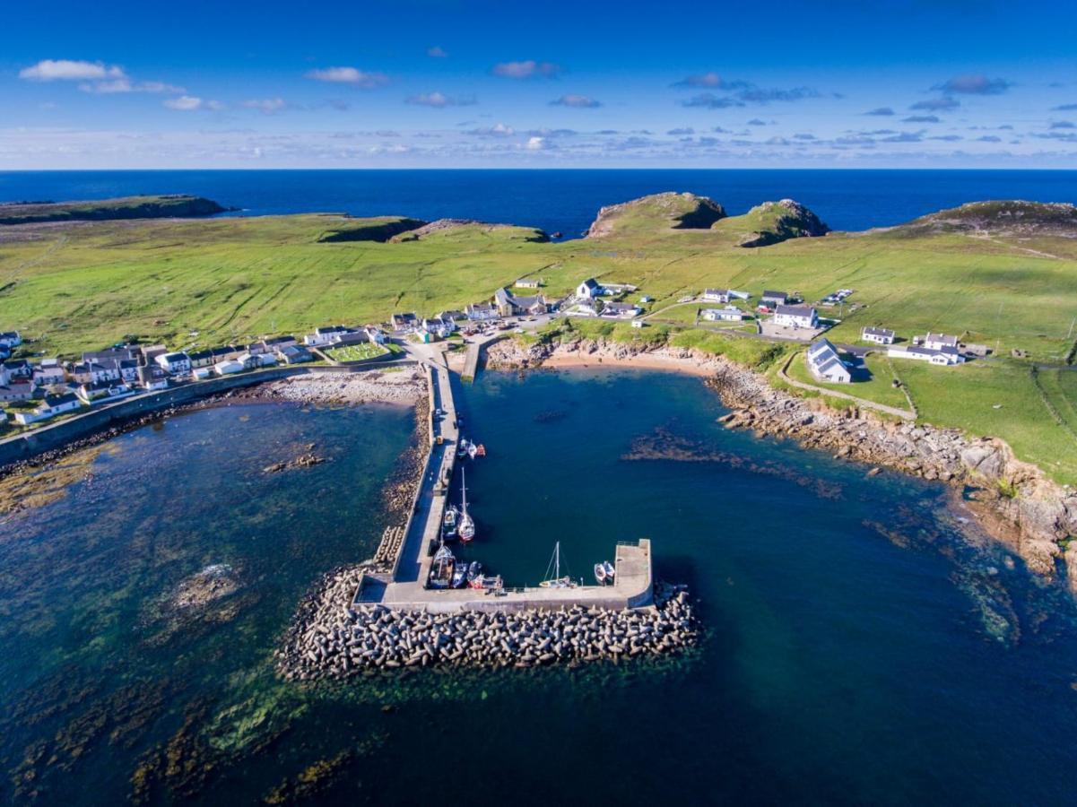 Ostan Oilean Thorai Tory Island Hotel West Town  ภายนอก รูปภาพ