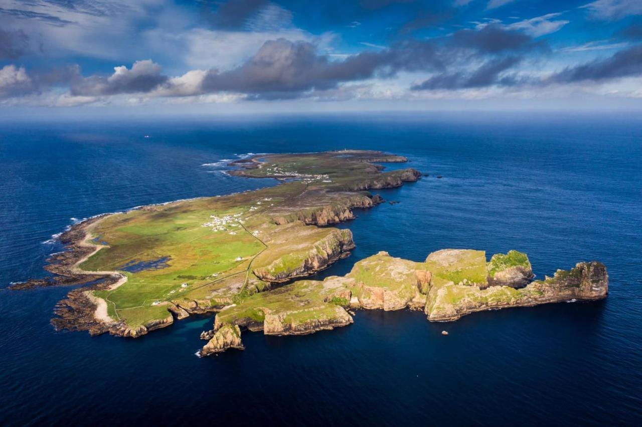 Ostan Oilean Thorai Tory Island Hotel West Town  ภายนอก รูปภาพ