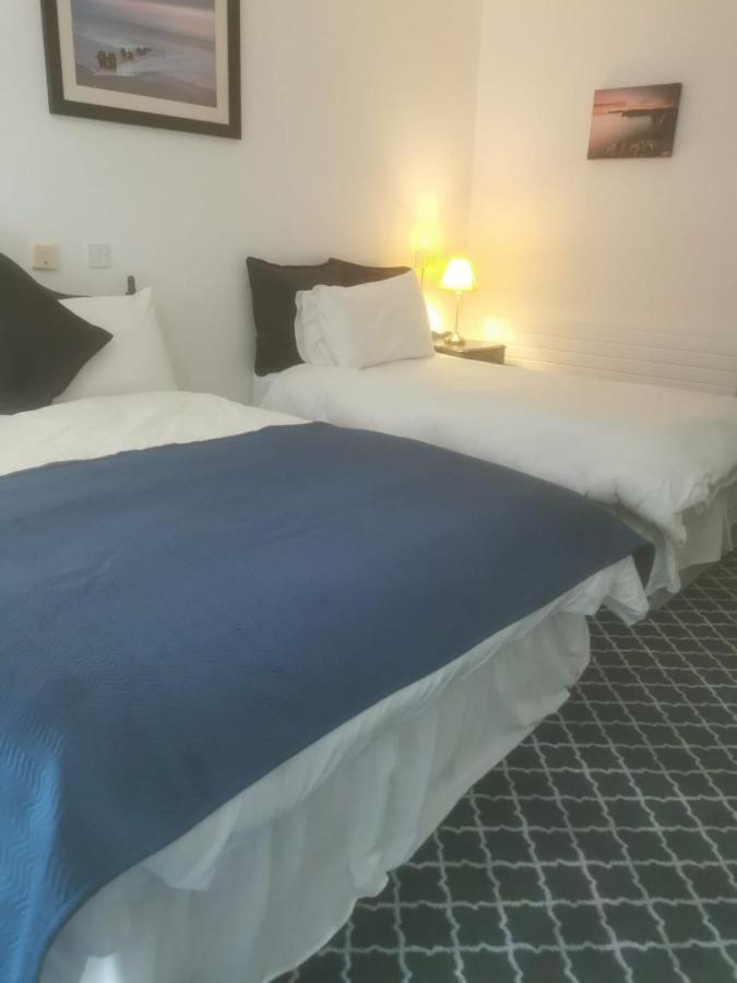 Ostan Oilean Thorai Tory Island Hotel West Town  ภายนอก รูปภาพ